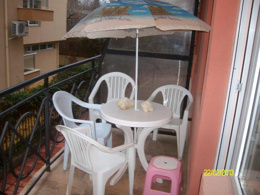 Nelly Guest House Ravda Camera foto
